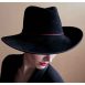 chapeau-femme-clyde-noir-collection-is-by-linda-paris
