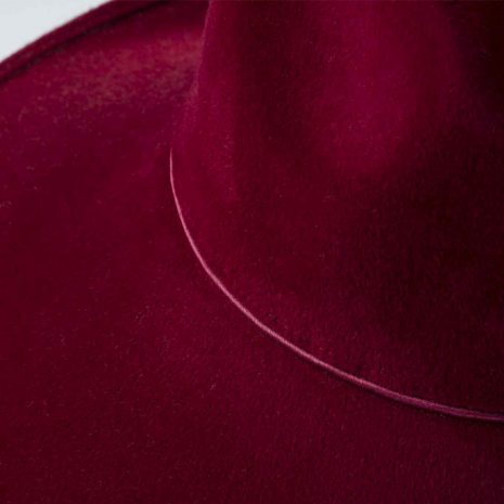 detail-chapeau-bonnie-rouge-hermes